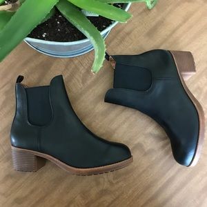 Black Chelsea Boots